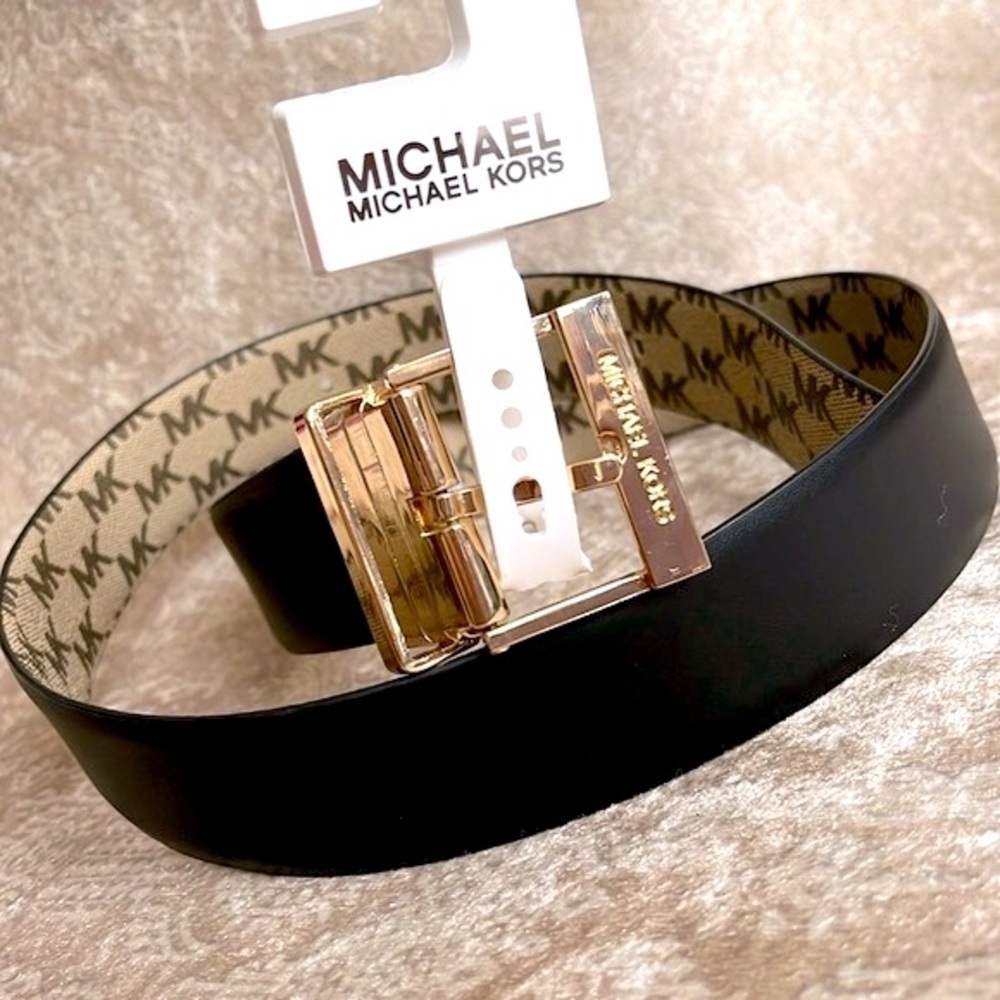 Brand New Michael Kors Genuine Leather Reversible Belt Black Gold Tone Buckle
